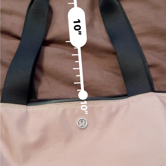 Lululemon all purpose tote - Picture 11 of 11